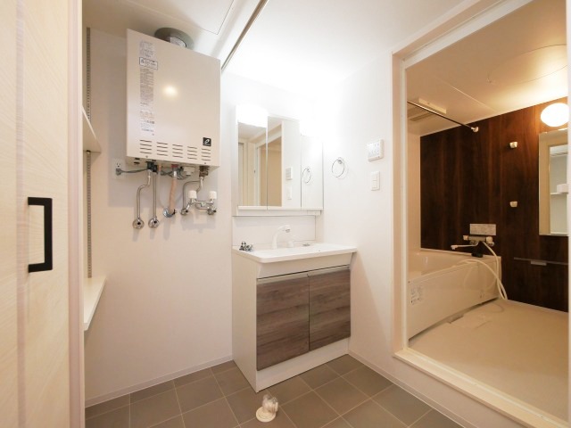 シャワールーム