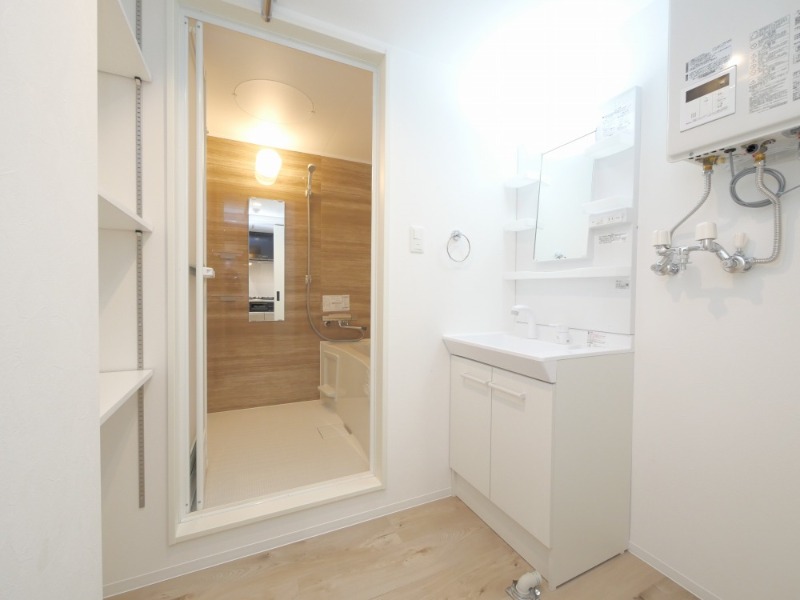 シャワールーム