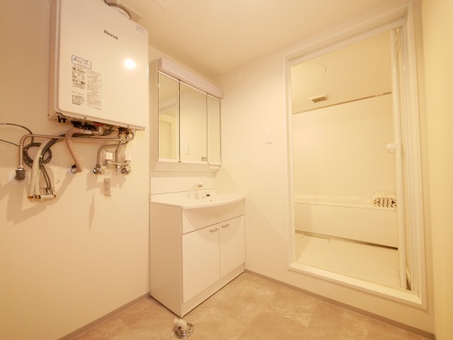 シャワールーム