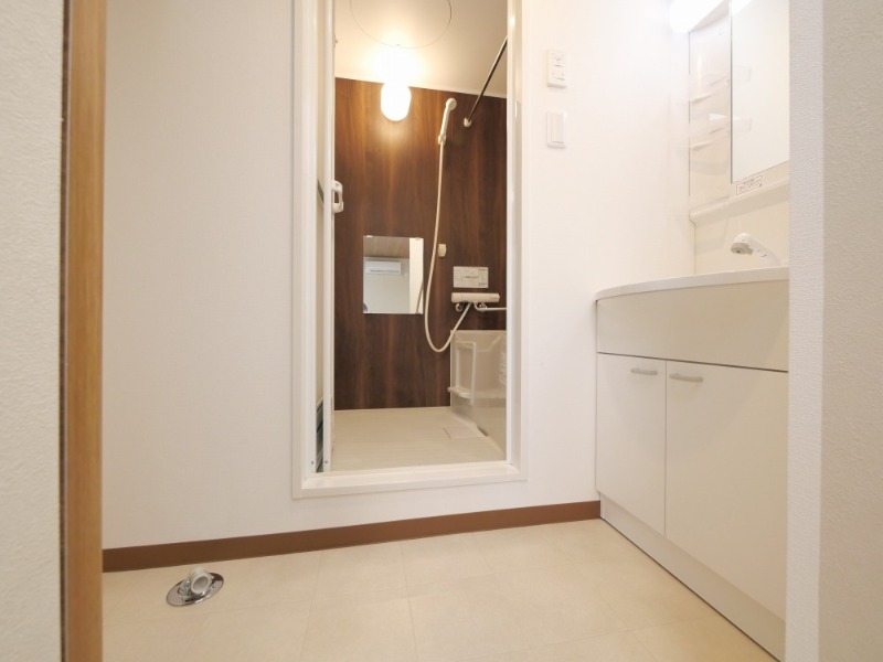 シャワールーム