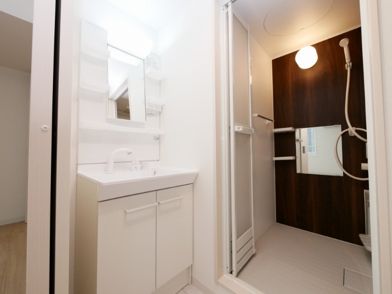 シャワールーム