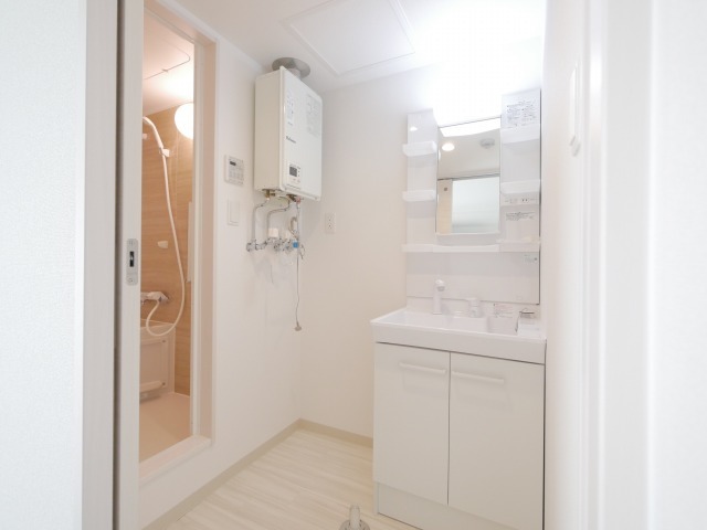 シャワールーム