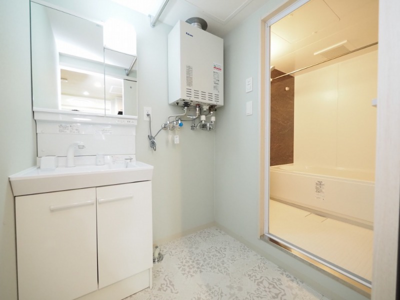 シャワールーム