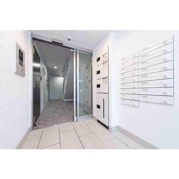 建物エントランス