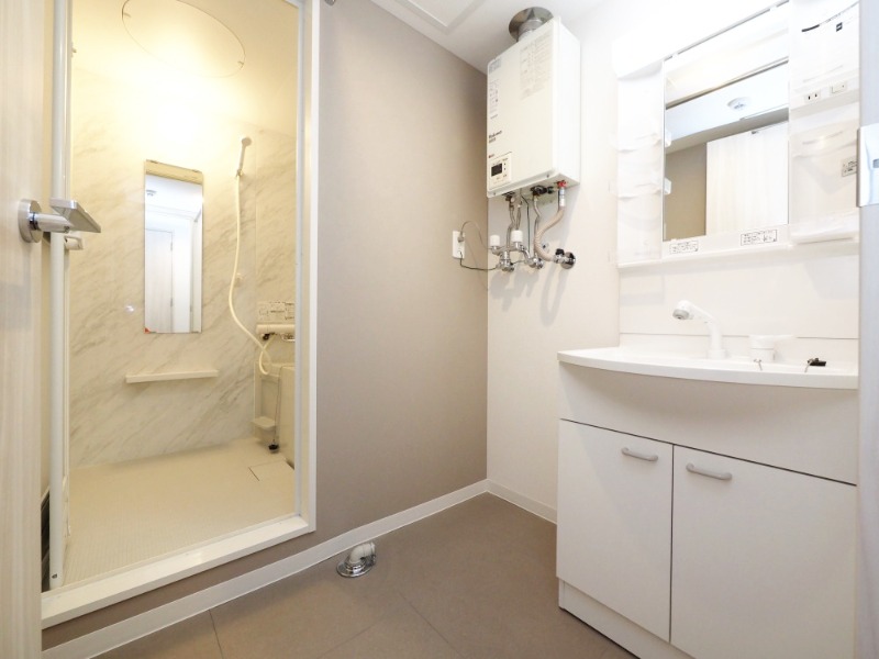 シャワールーム