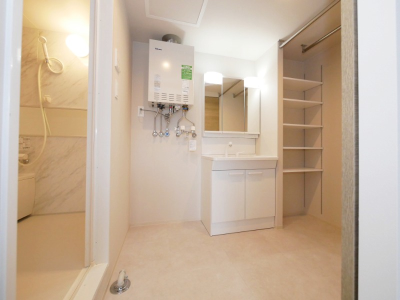 シャワールーム