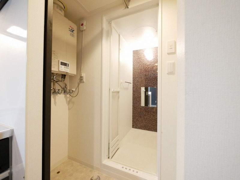 シャワールーム