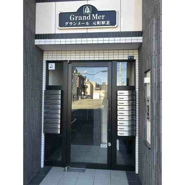 建物エントランス